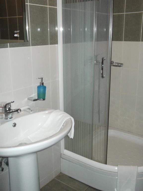 Hotel Beograd Lukavica Zimmer foto